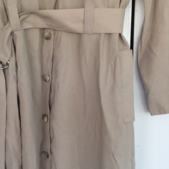 Buttoned dress - Picture 7 of 7